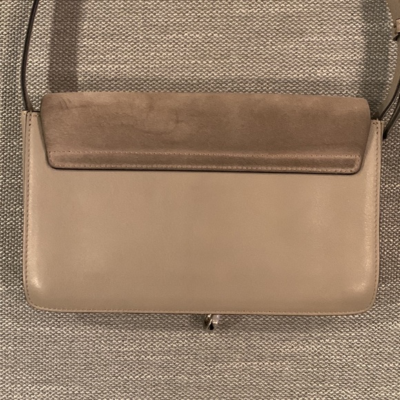 CHLOE Faye bag small in taupe. - Picture 7 of 10